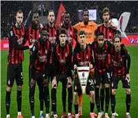 ميلان يستضيف جنوى سعيا لفوز ثالث تواليا بالدوري الإيطالي 