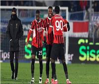 ميلان يبحث عن استعادة صدارة الدوري الإيطالي من بوابة فيورنتينا