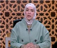 دينا أبو الخير: القرآن يكشف طبيعة الإنسان بين السراء والضراء