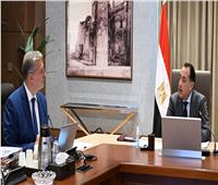 مدبولي يؤكد أهمية التوسع في مشروعات الإنتاج المحلي لتحقيق الاكتفاء الذاتي