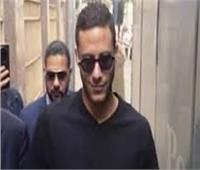 وصول رمضان صبحي لحضور أولى جلسات الاستئناف على حكم حبسه