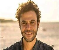 شاهد.. كيف فاجأ جمهور غزة النجم محمد إمام؟