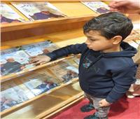 إقبال جماهيري على كتاب «الأطفال يسألون الإمام» بجناح الأزهر بمعرض الكتاب