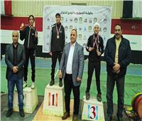 محافظ أسيوط يشيد بتتويج لاعبات مشروع المواهب بـ 4 ذهبيات في رفع الأثقال