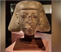 بالصور| عودة رأس تمثال من عصر تحتمس الثالث إلى موطنه الأصلي بعد تعاون مصري-أوروبي