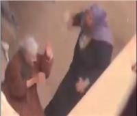 «ضربتها وسحلتها».. ضبط ربة منزل اعتدت على والدتها المسنة في الشرقية