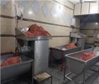 ضبط لحوم مجهولة المصدر خلال حملة تموينية بمدينة الخانكة بالقليوبية