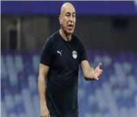 إعلامي يكشف حقيقة طلب «حسام حسن» إلغاء الدوري