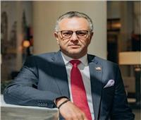  مستشار الرئيس الأمريكى للشئون العربية والإفريقية: نواصل العمل في التصدي لتهديد جماعة الحوثي