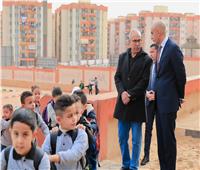 وزير التعليم يجري جولة تفقدية مفاجئة بمدارس «تحيا مصر» بحي الأسمرات 