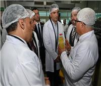  وزير الصناعة يتفقد مصنعين للصناعات الهندسية والغذائية بالعاشر من رمضان