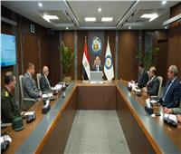 وزير البترول يعقد اجتماعاً مع مجلس إدارة هيئة الثروة المعدنية والصناعات التعدينية