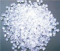 منتج مهم للوثائق المؤمّنة والصناعات البلاستيكية والطبية ..عودة بريق الـ PVC