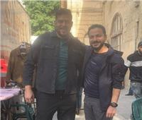 محمد جمال يلفت الانظار خلال مشاركته في مسلسل "صحاب الأرض"