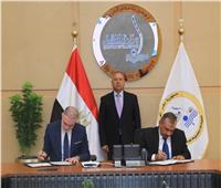 وزير النقل يشهد توقيع بروتوكولًا بين القناة للتوكيلات الملاحية وتراست للتجارة والنقل