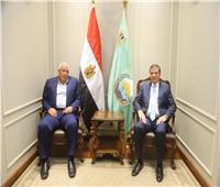وزير الزراعة ومحافظ مطروح يبحثان تعزيز التنمية الزراعية والإنتاج الحيواني