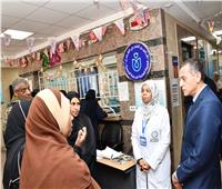 محافظ أسوان يوجه بتوعية المواطنين بمنظومة التأمين الصحي الشامل 