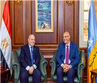 رئيس هيئة النيابة الإدارية يُهنئ محافظ الإسكندرية