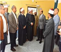 محافظ أسيوط يؤكد دعم الخطاب الديني الوسطي وخدمات الإرشاد الأسري