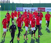 وفد من المنتخب الوطني يغادر إلى أمريكا للتحضير للمونديال