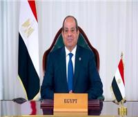 الندوة التثقيفية الـ43.. الرئيس السيسي يكرم عددا من أسر الشهداء ومصابي العمليات الحربية
