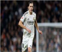ريال مدريد يوضح تفاصيل إصابة كاريراس في بيان رسمي