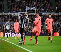 برشلونة يعود بتعادل مثير مع نيوكاسل في دوري أبطال أوروبا
