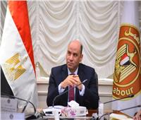 العمل تعتمد أكثر من 2 مليون جنيه لتقديم الرعاية لـ349 عاملًا 