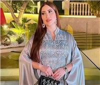 نسرين طافش تخطف الأنظار بإطلالة رمضانية في دبي | شاهد