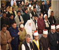 كبار القراء ونجوم «دولة التلاوة» يحيون ليلة 25 من رمضان بتلاوات خاشعة