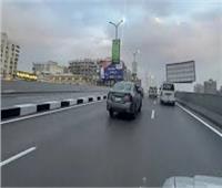 سيولة مرورية في المحاور الرئيسية بالقاهرة والجيزة.. وتكثيف التواجد الأمني