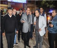 محافظ سوهاج يقود حملة ميدانية مسائية مكبرة لتنفيذ قرار غلق المحال ورفع الإشغالات