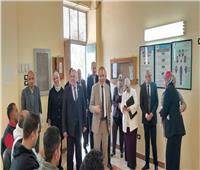 رئيس «كهرباء مصر الوسطى» يُشيد بطفرة مركز التدريب ويهنئ العاملين بتجديد «الأيزو»