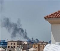 أربع إصابات في البحرين وأضرار في دبي إثر سقوط شظايا نتيجة اعتراضات جوية