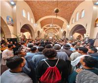 بحضور المئات.. الأقباط يحتفلون بأحد الشعانين في الأقصر 