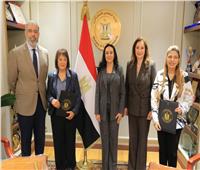 مايا مرسي: دعم الجمعيات الأهلية في تمويل المشروعات الصغيرة ومتناهية الصغر
