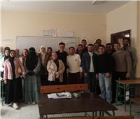 جامعة دمنهور تواصل سلسلة قوافل مبادرة محو الأمية وتعقد امتحانًا فوريًا لـ92 مواطنًا
