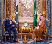 تأكيد سعودي باكستاني على مواصلة الجهود لإعادة استقرار الشرق الأوسط