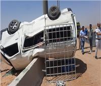 إصابة 14 شخصًا في انقلاب سيارة ميكروباص بقنا