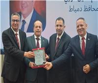 توصيات بتحديث المناهج لمواكبة التطورات السريعة بمجالات الذكاء الاصطناعي وتعزيز التعلم التطبيقي
