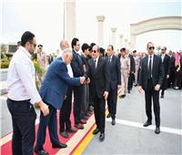 صور| الرئيس السيسي يقدم العزاء إلى الدكتور مصطفى مدبولي وأسرته لوفاة والده