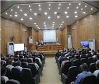 محافظ قنا يتابع ملفات التصالح والتقنين بالمراكز والمدن