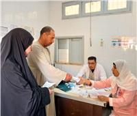 توقيع الكشف الطبي على 284 حالة بالمجان خلال قافلة سكانية شاملة بقرية ديسيا في البحيرة 