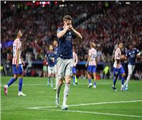 آرسنال يتقدم على أتلتيكو مدريد في الشوط الأول 