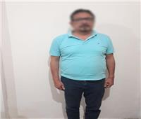 ضبط مدير مدرسة بالجيزة لاتهامه بارتكاب تصرفات غير لائقة مع تلميذة