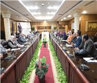 محافظ الغربية: تقديم الدعم لمصنعي لمبات الليد بقرية شقرف 