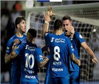 الهلال يعود بريمونتادا أمام الخليج ويقترب من صدارة الدوري السعودي