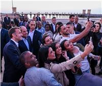 صور| الرئيس السيسي ونظيره الفرنسي في جولة سياحية بمدينة الإسكندرية