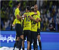 اتحاد جدة يتقدم على الاتفاق في الشوط الأول بالدوري السعودي