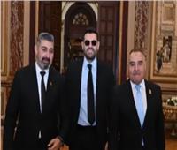 عمرو يوسف يشيد بمبادرة ياسر جلال لمناقشة «حق الأداء العلني» داخل الشيوخ